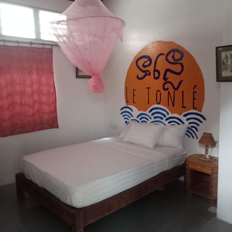 Nomad Guesthouse Kratie Dış mekan fotoğraf
