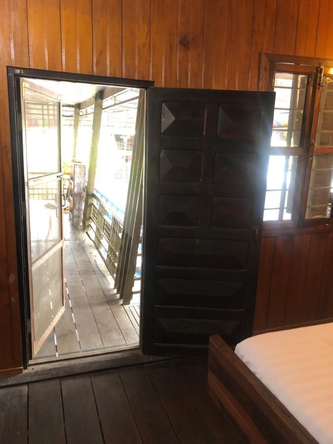 Nomad Guesthouse Kratie Dış mekan fotoğraf