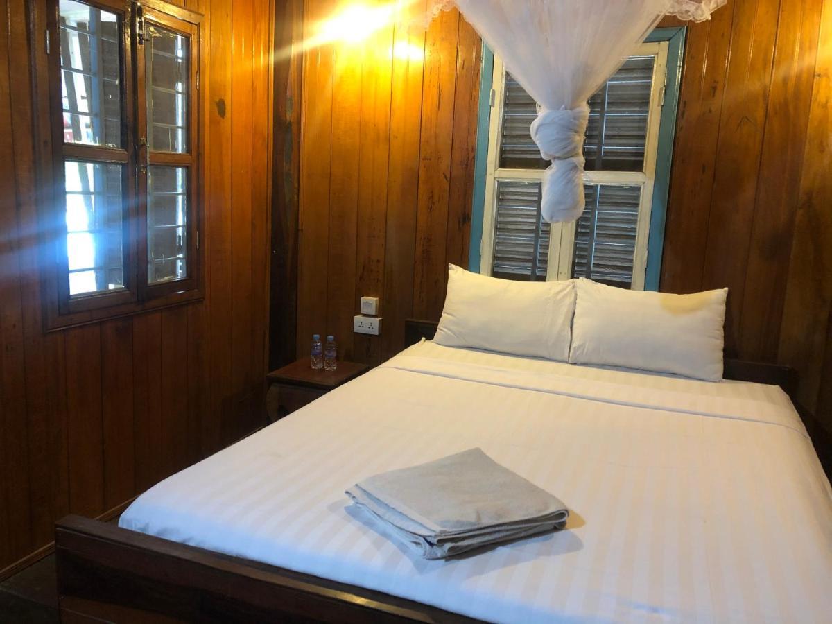 Nomad Guesthouse Kratie Dış mekan fotoğraf