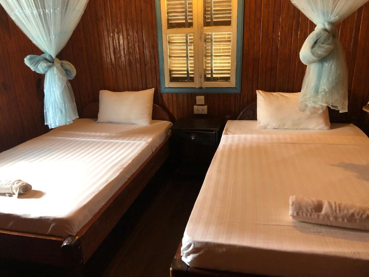 Nomad Guesthouse Kratie Dış mekan fotoğraf