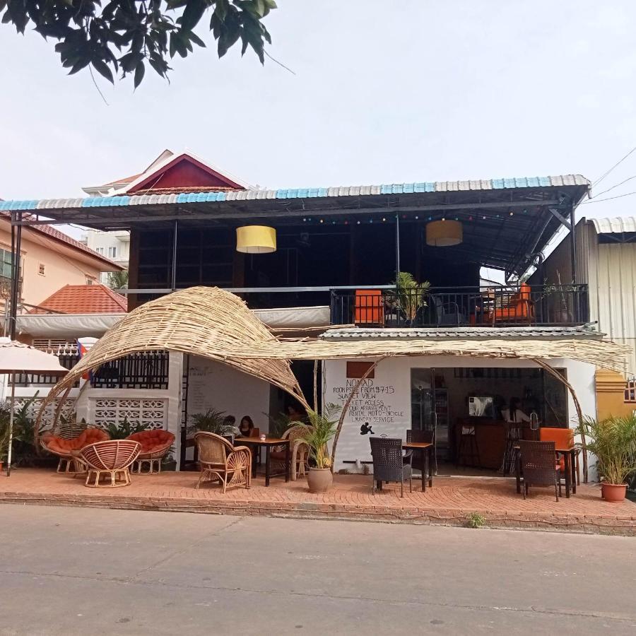 Nomad Guesthouse Kratie Dış mekan fotoğraf