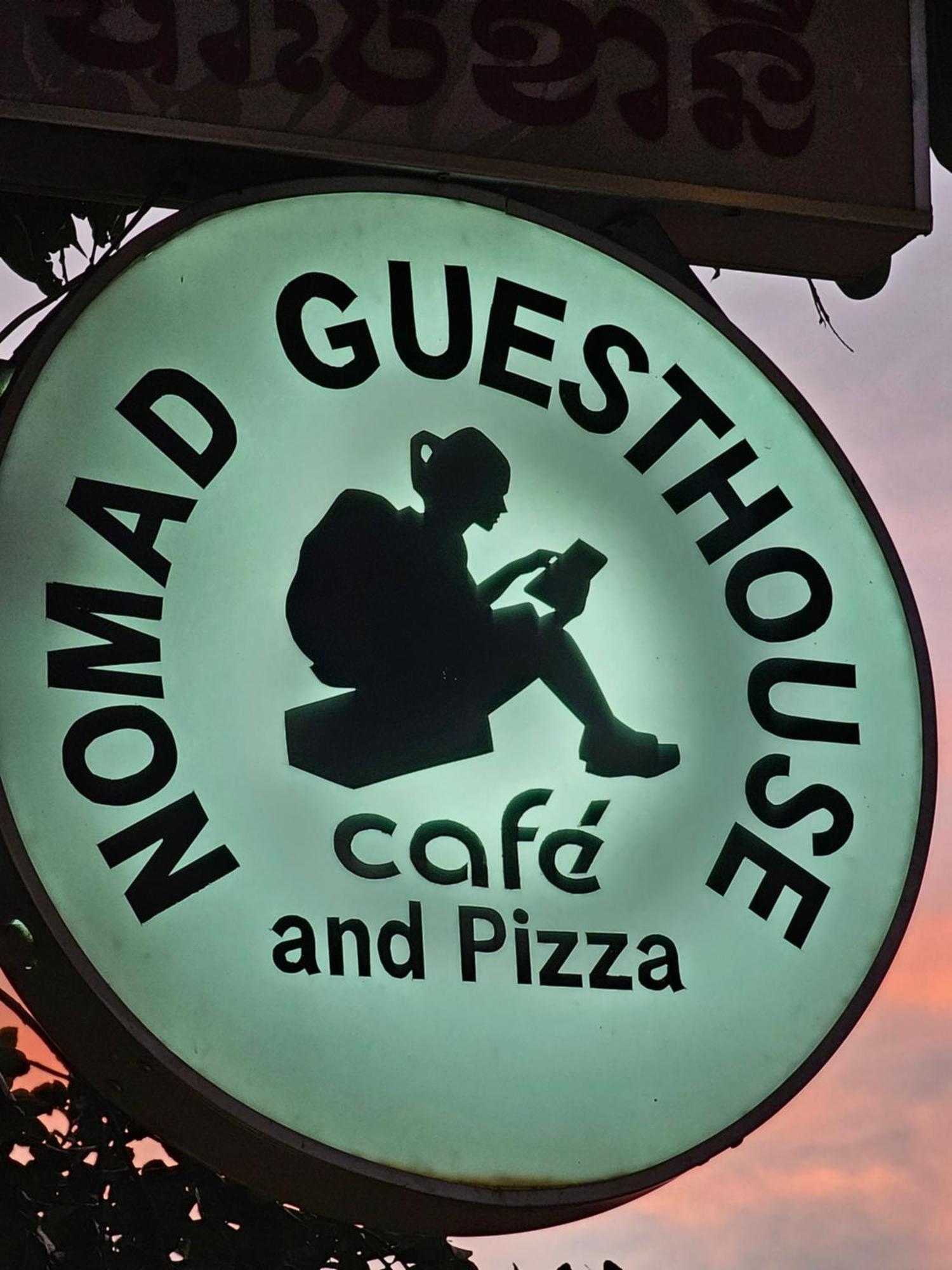 Nomad Guesthouse Kratie Dış mekan fotoğraf